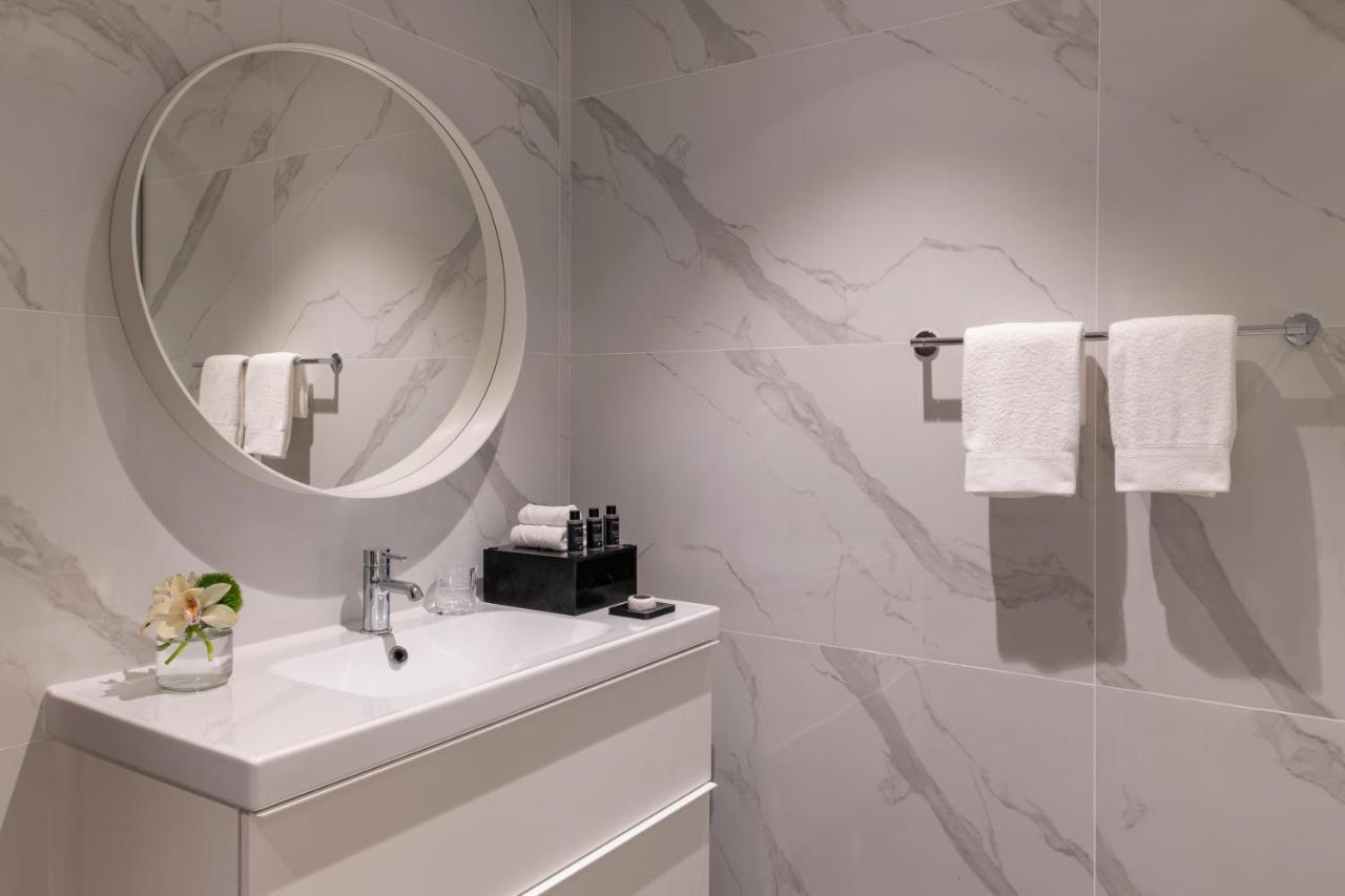 Steigenberger Residence Doha Eksteriør billede Bathroom