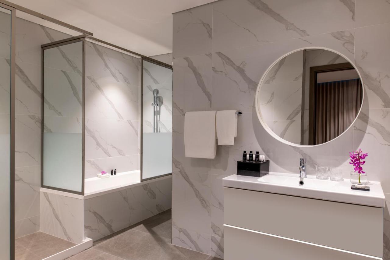 Steigenberger Residence Doha Eksteriør billede Bathroom