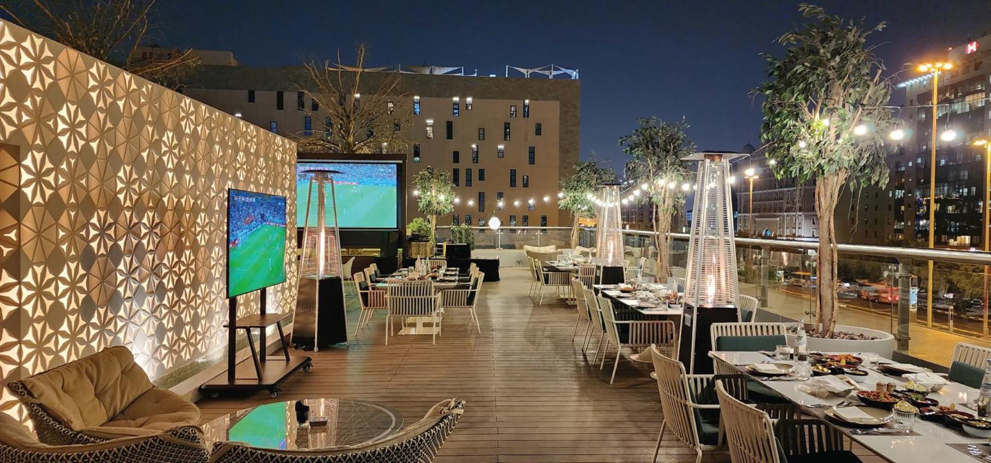 Steigenberger Residence Doha Eksteriør billede The rooftop of the hotel